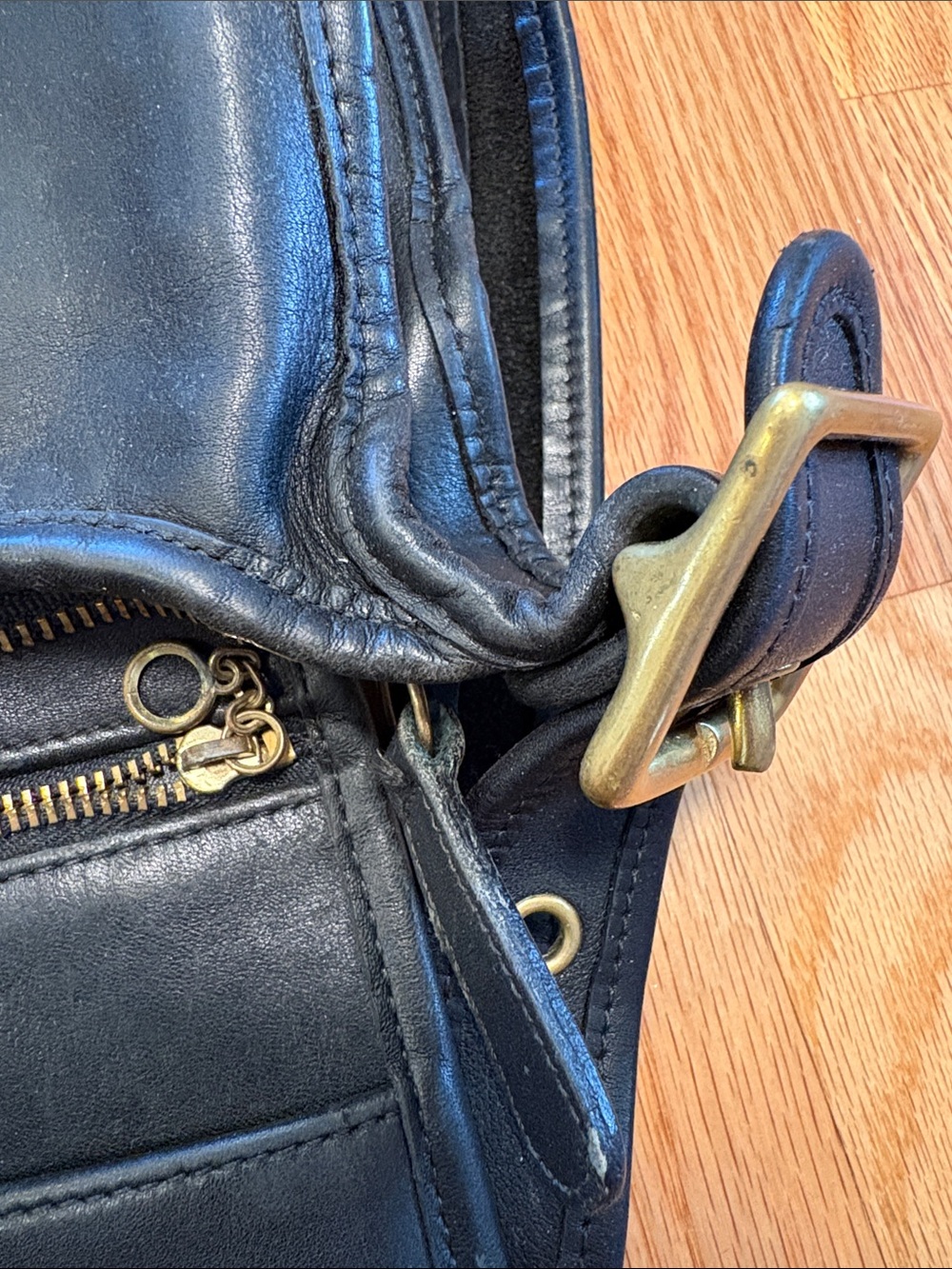COACH Janice 9966 Black Leather Crossbody Bag - Picture 3 of 16